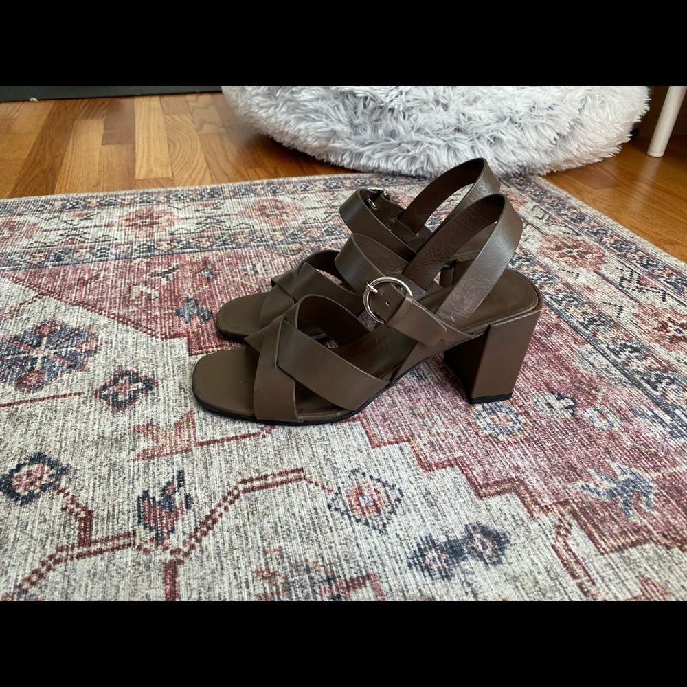 Via Spiga Opal square toe sandals, olive green, size 8/38